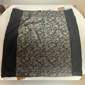 BNWT - Tallis Mini Skirt - Size 10